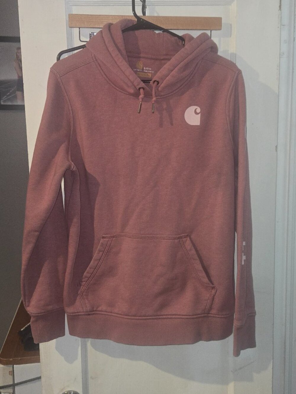 ✨ Carhartt Midweight Logo Hoodie — Dusty Rose ✨